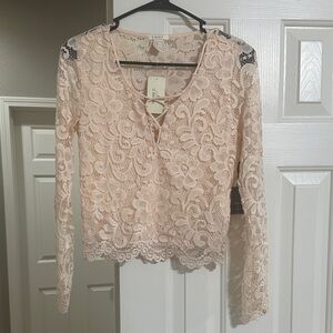Elegant Lace Women’s Top in blush